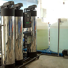 Water treatment monitoring and monitoring